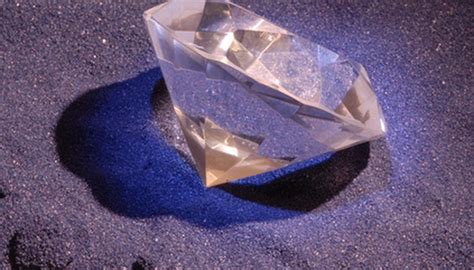 What Type Of Solid Is Diamond